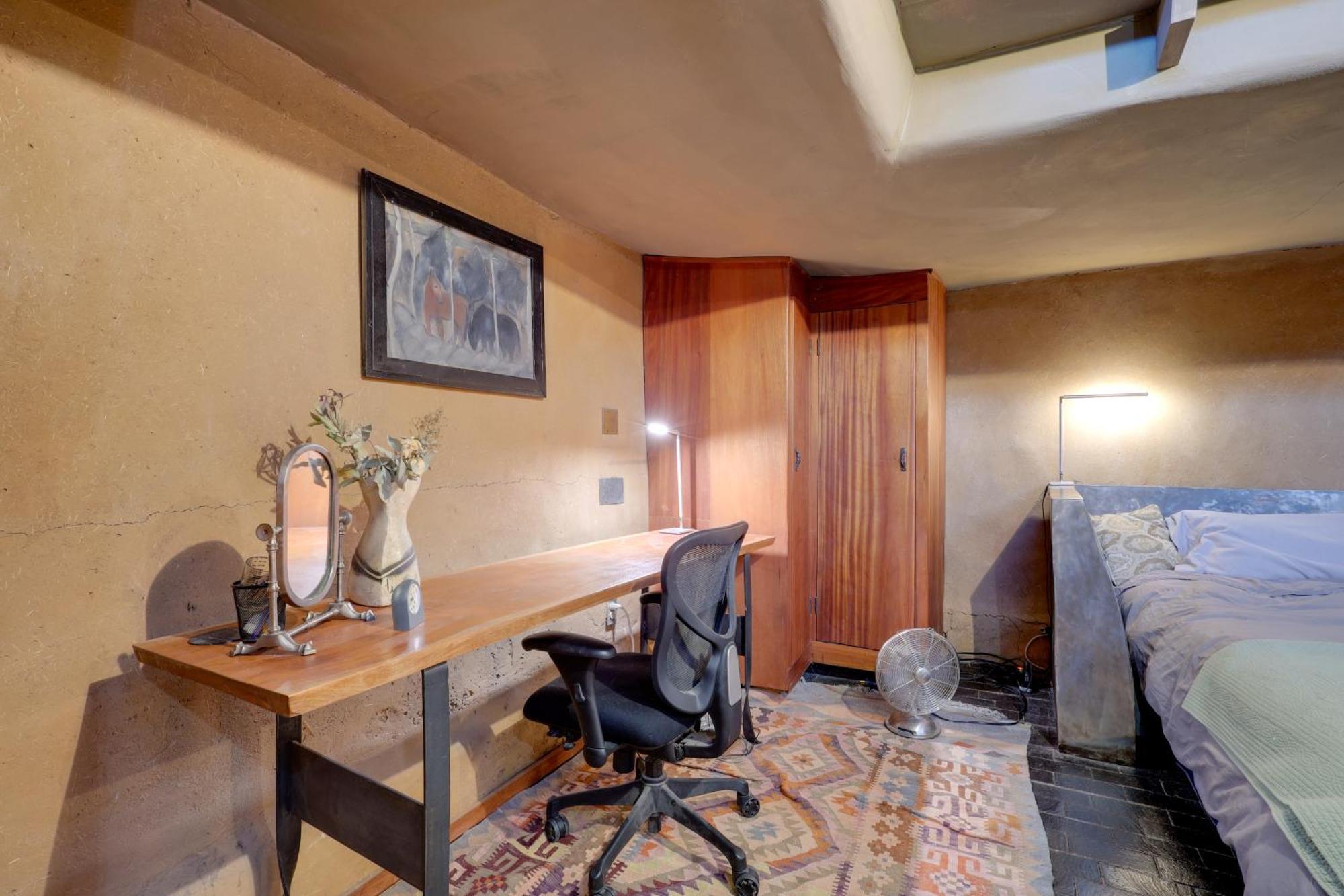 Adobe Studio 2 Blocks To Downtown Santa Fe Plaza! Exterior foto