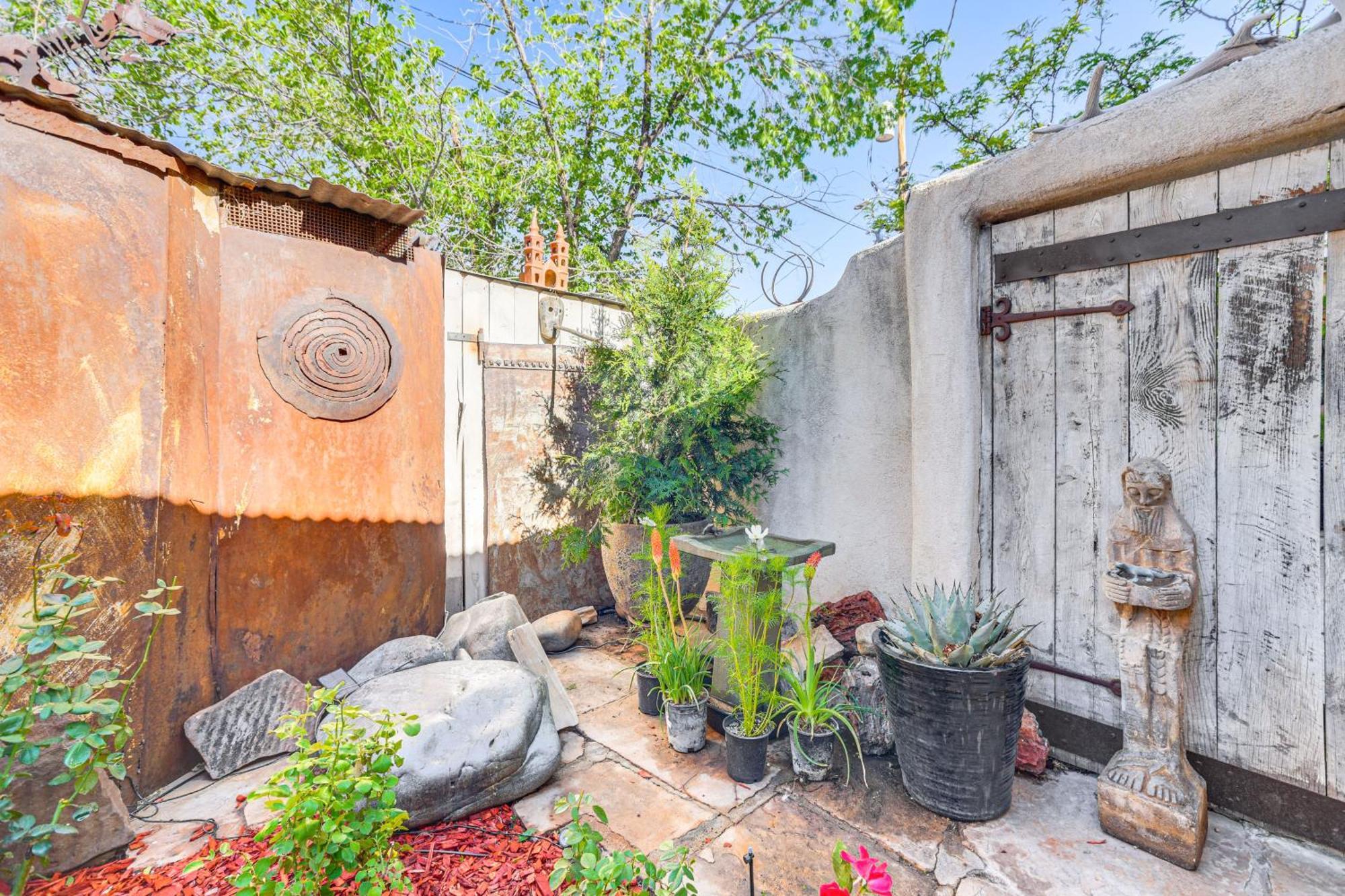 Adobe Studio 2 Blocks To Downtown Santa Fe Plaza! Exterior foto